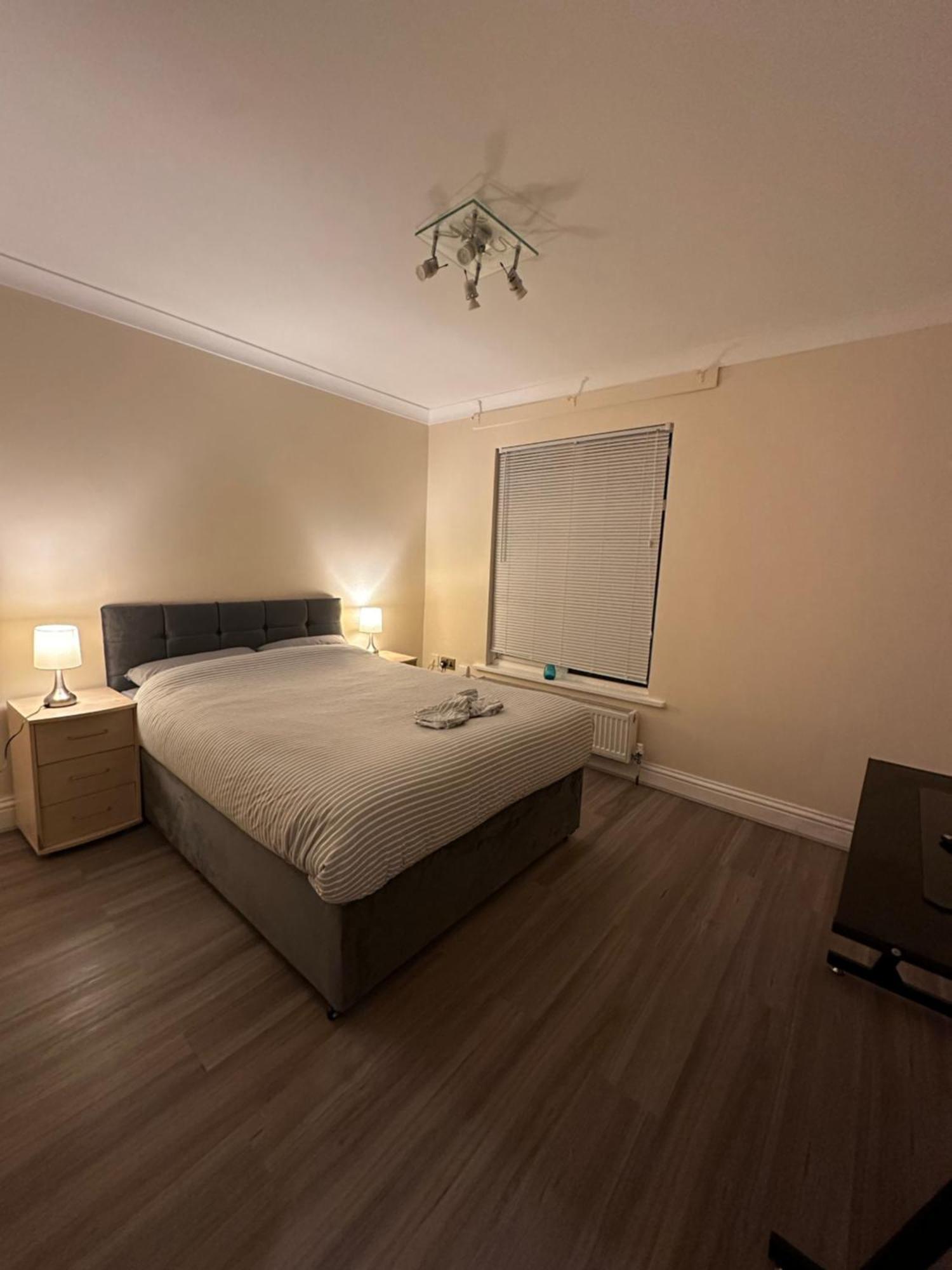 Leavesden Residence - Central - Cosy - Harry Potter ワトフォード エクステリア 写真