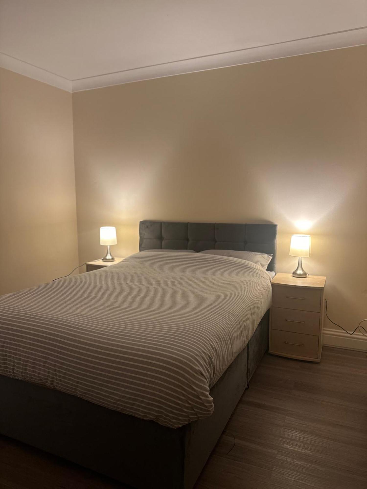 Leavesden Residence - Central - Cosy - Harry Potter ワトフォード エクステリア 写真